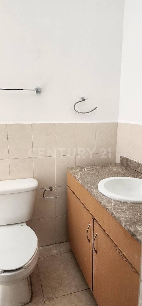 CASA EN RENTA EN COL. PRIVADAS DE CUMBRES EN MONTERREY