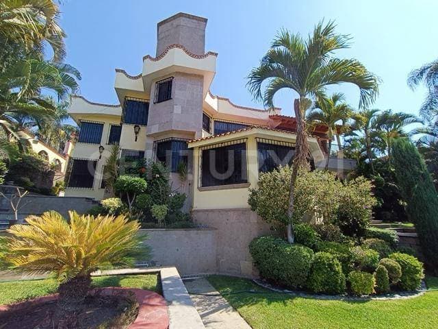 Venta de Residencia de Lujo en Las Garzas, Cuernavaca, Morelos
