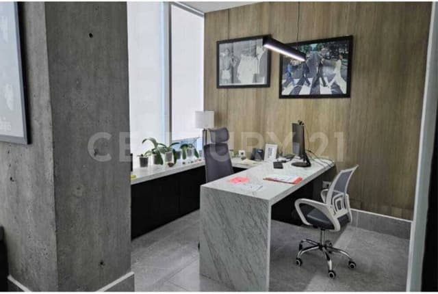 Renta de oficina Amueblada de 123 m2 en Edden (Parque Centro)