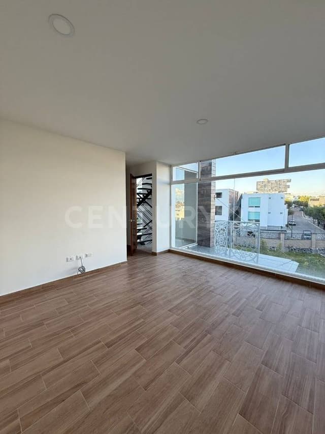VENTA CASA 3 RECÁMARAS PARQUE MADRID, LOMAS DE ANGELÓPOLIS II, PUEBLA