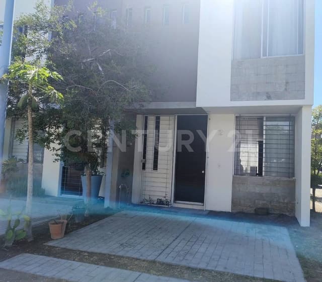 Casa En Renta En El Fortin, Zapopan.