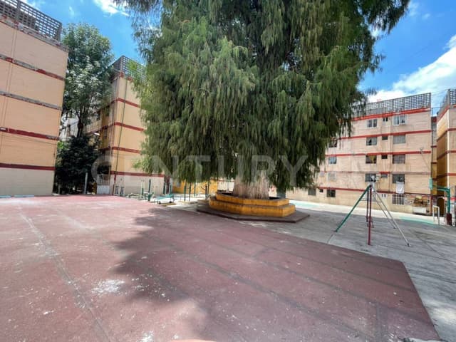 Se vende departamento cerca del metro Mexicaltzingo de la linea dorada