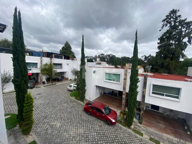 Casa Vta Con Horizontal, “Rincón del Río” Calzada Zavaleta y Blvd. Forjadores