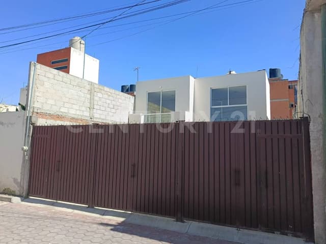 VENTA DE CASA NUEVA EN PUEBLA ,RECAMARA EN PLANTA BAJA JARDIN 180 MTS DE TERRENO