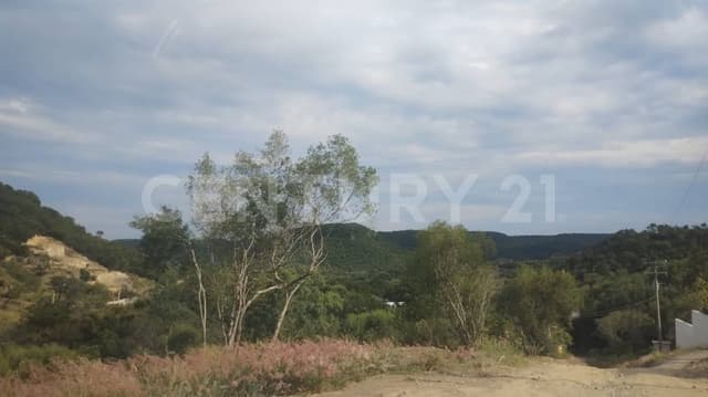 TERRENO EN VENTA EN FRACC. RINCON DEL VALLE EN MONTEMORELOS