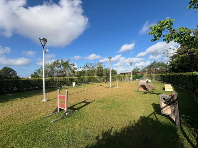 TERRENO EN VENTA EN LAGOS DEL SOL