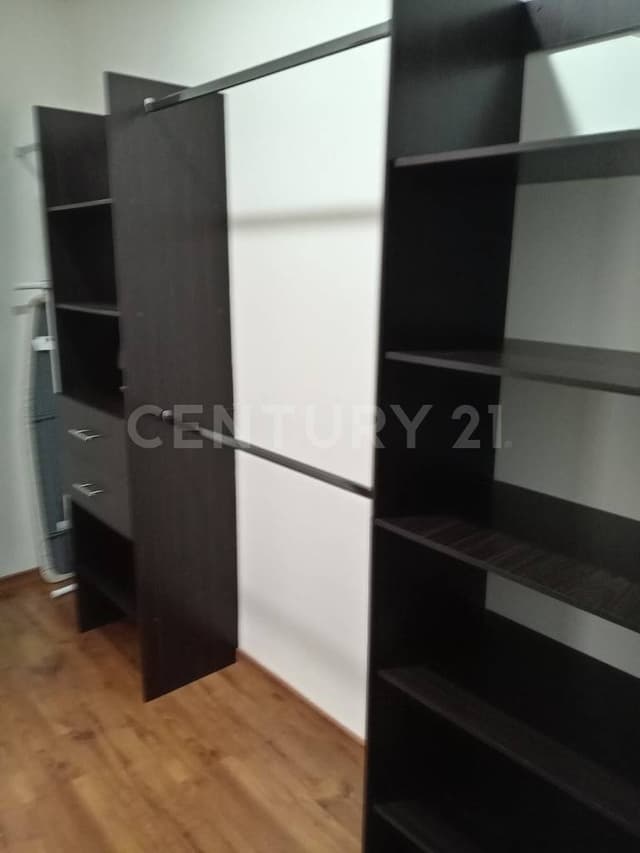 CASA TOTALMENTE EQUIPADA, EN RENTA