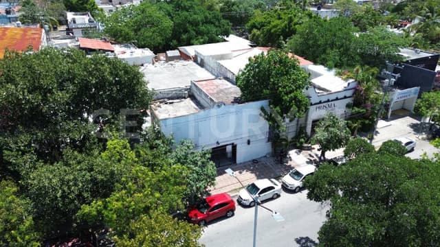 Terreno Comercial en Venta sobre Avenida Juárez – Playa del Carmen