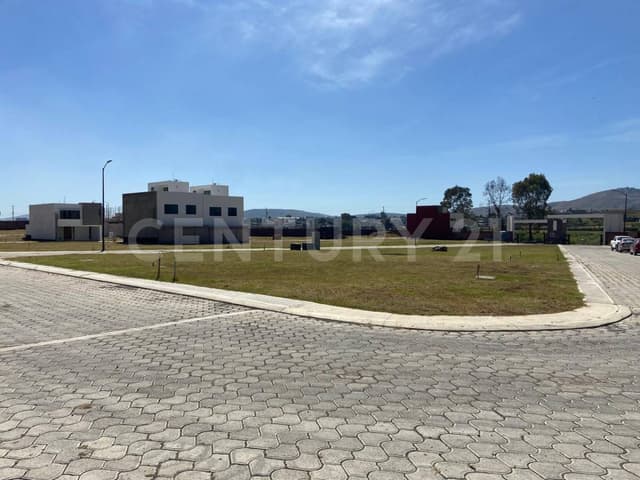 VENTA DE TERRENO EN FRACC. LOMAS DE GRANADA, SAN ANDRES CHOLULA, PUEBLA.