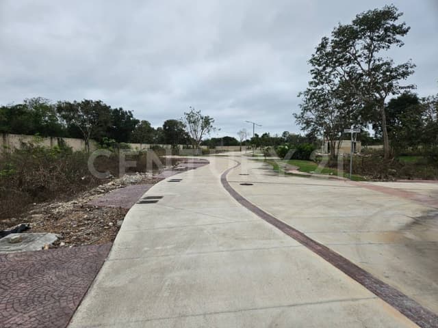 Terreno en Venta en Privada Carretera Mérida – Progreso, Yucatán.