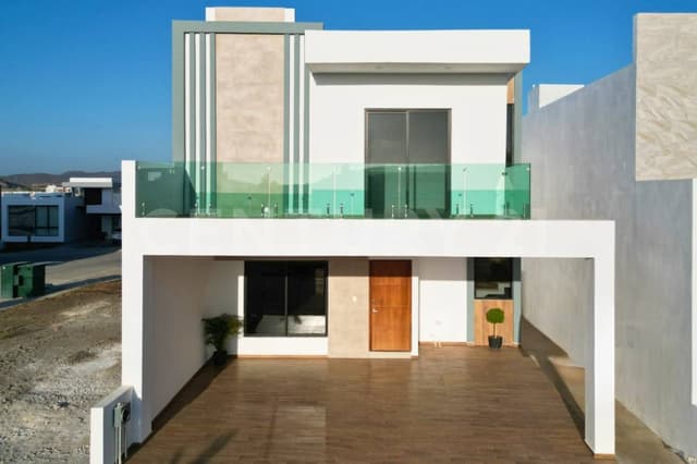 Casa en fraccionamieto privado COTO PLATINO NORTE en Mazatlán.