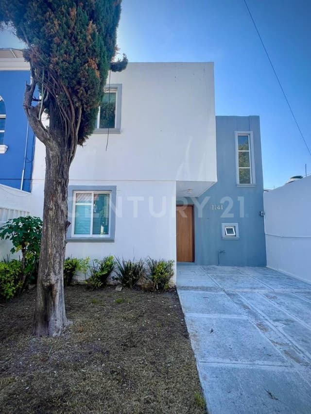 Casa En Venta En Colinas De Las Aguilas, Zapopan.