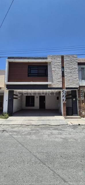 CASA EN RENTA EN COL. PUERTA DEL NORTE EN ESCOBEDO