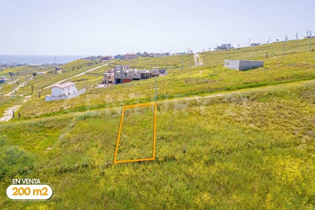 TERRENO PLANO EN LOMAS DE CANTAMAR EN PLAYAS DE ROSARITO B.C.