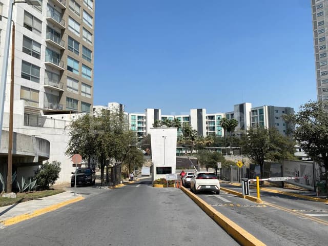 DEPARTAMENTO AMUEBLADO EN RENTA – LA MESETA DINASTÍA