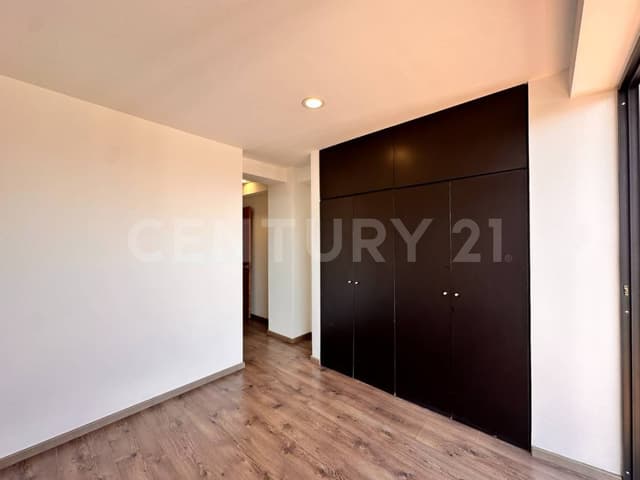 DEPARTAMENTO DE TRES NIVELES EN VENTA, COLONIA INDEPENDENCIA, B JUAREZ, CDMX
