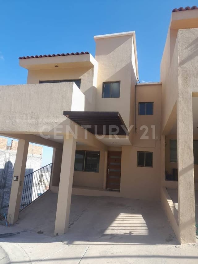 CASA EN RENTA EN PRIV. LA NORIA, GUADALUPE, ZACATECAS