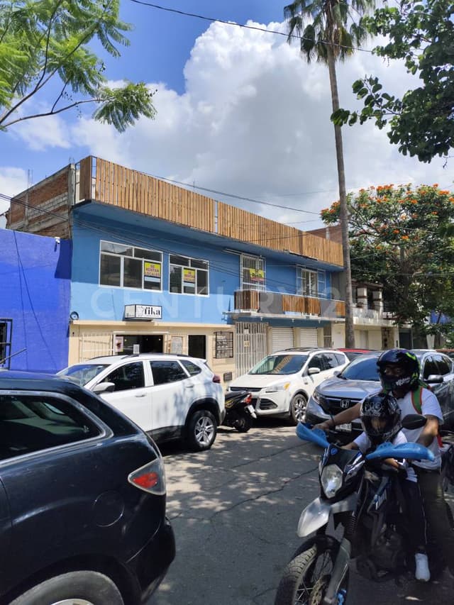 CASA EN RENTA – USO COMERCIAL O HABITACIONAL