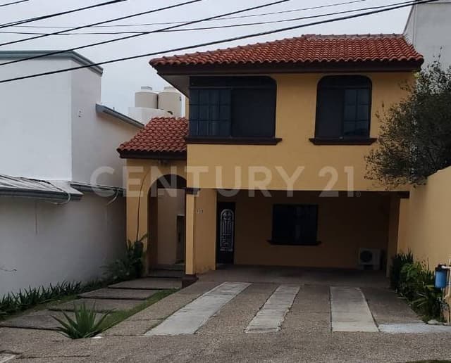 CASA EN VENTA EN LAS VILLAS, TAMPICO