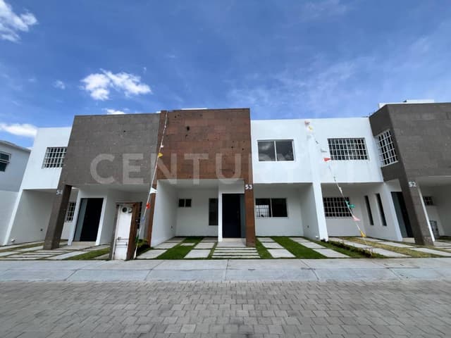 Casa en venta en Condominio del Centro, SJR, Querétaro.