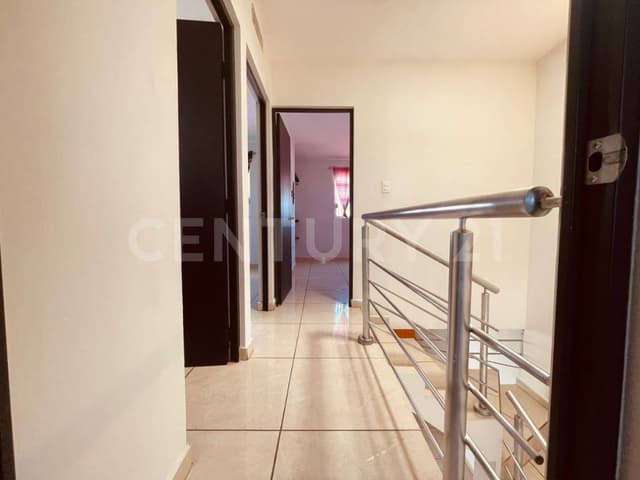 CASA EN VENTA PRIVADA ZONA AEROPUERTO