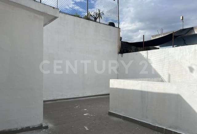 CASA EN RENTA EN COL. JARDIN DE LAS MITRAS EN MONTERREY