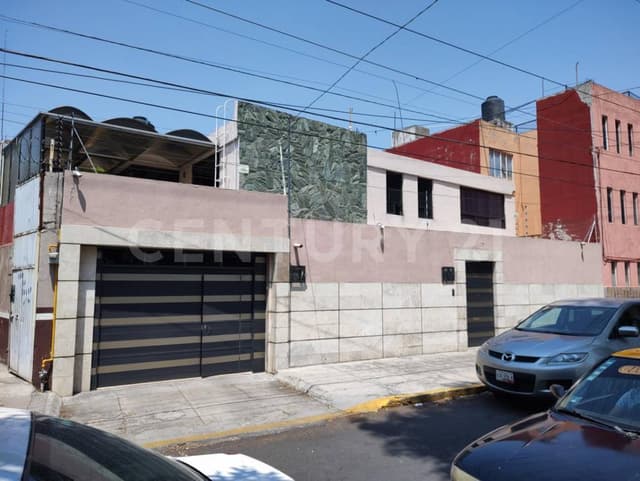 Casa en venta zona 15 de Mayo, Plaza San Pedro, Diagonal Defensores, Puebla.