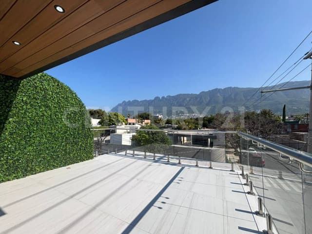 CASA EN RENTA | DEL VALLE | SAN PEDRO GARZA GARCIA, NL