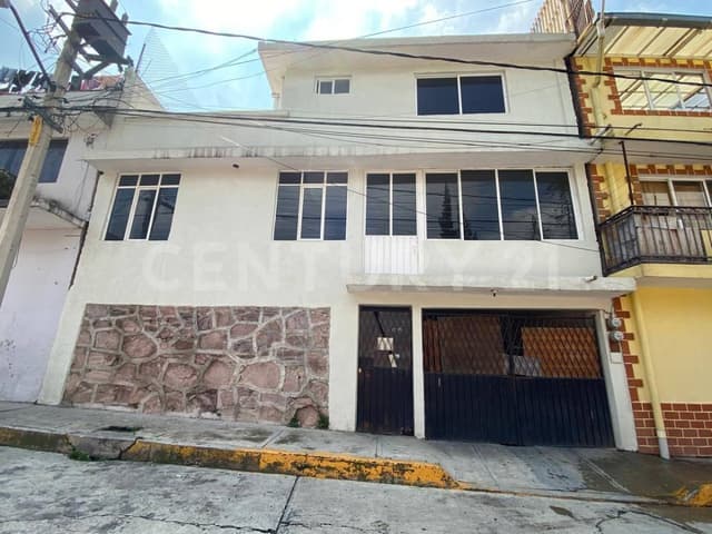Casa en Venta en Colonia Colinas de San Mateo, Naucalpan, Estado de México