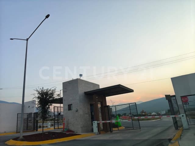 CASA EN VENTA EN AZARA RESIDENCIAL, GARCÍA NUEVO LEÓN