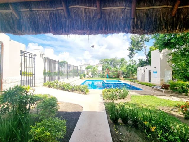 Renta espaciosa casa 3rec, sin muebles Jardines de Mayakoba P4435