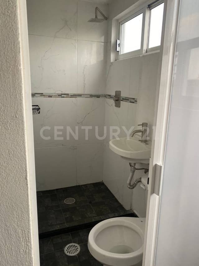Se renta habitación amueblada en Rinconada de Aragón, Ecatepec, Edo. México