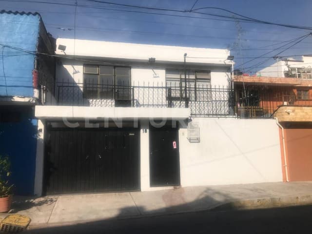 Venta de Casa en la Col. Constitución de 1917, Iztapalapa, CDMX.