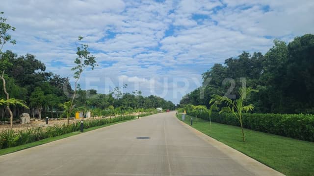 VENTA TERRENO en XPUHA BEACH CONDOMINIO CORAL P4493