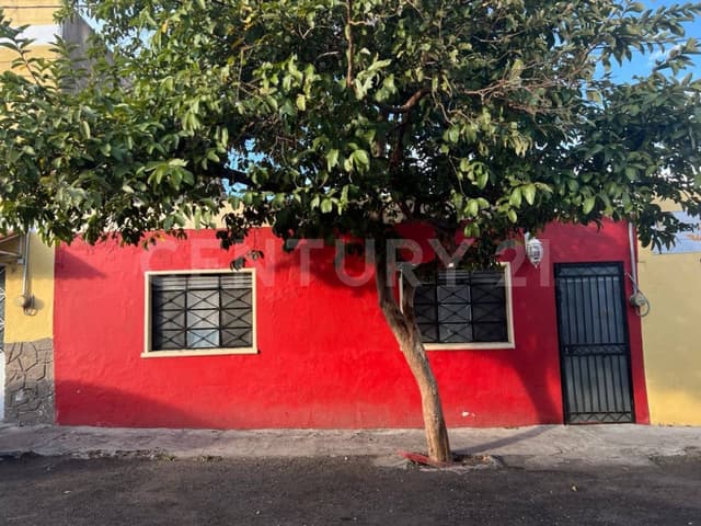 Casa en Vena en Col La Guadalupana, Guadalajara.