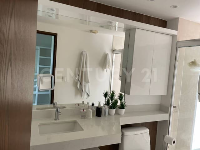 OPORTUNIDAD!! Venta EXCLUSIVO DEPARTAMENTO PUERTO CANCUN DH01522