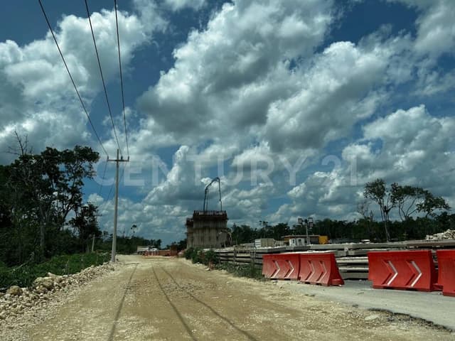 Lote en venta ubicado en la Calle 10 Avenida Norte, Tulum, Quintana Roo.