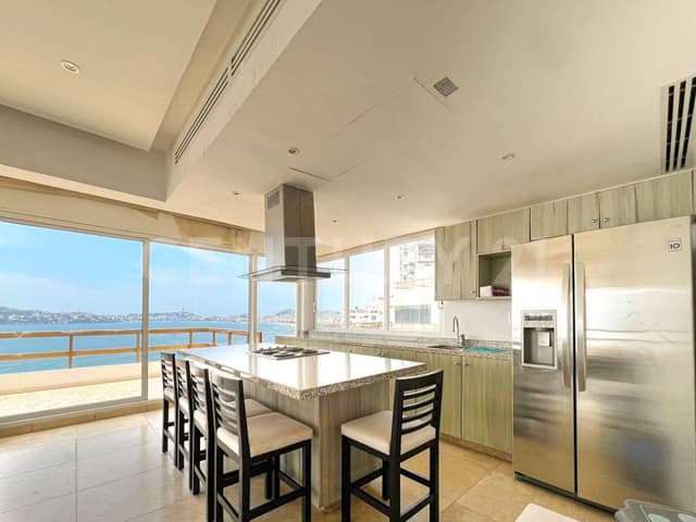 DEPARTAMENTO EN VENTA EN MAGALLANES, ACAPULCO, GRO.