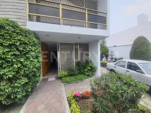 Casa en Venta en Villa Quietud, Coyoacán, CDMX