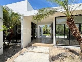 Casa en venta en privada campestre Dzizilha, a 28 kms del centro de Mérida