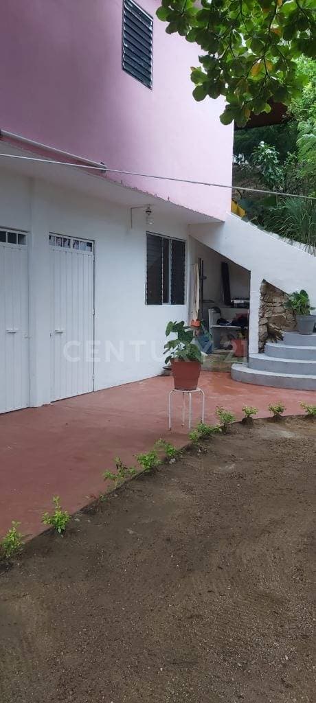 VENTA DE “CASA LIBERTAD” PUERTO ESCONDIDO