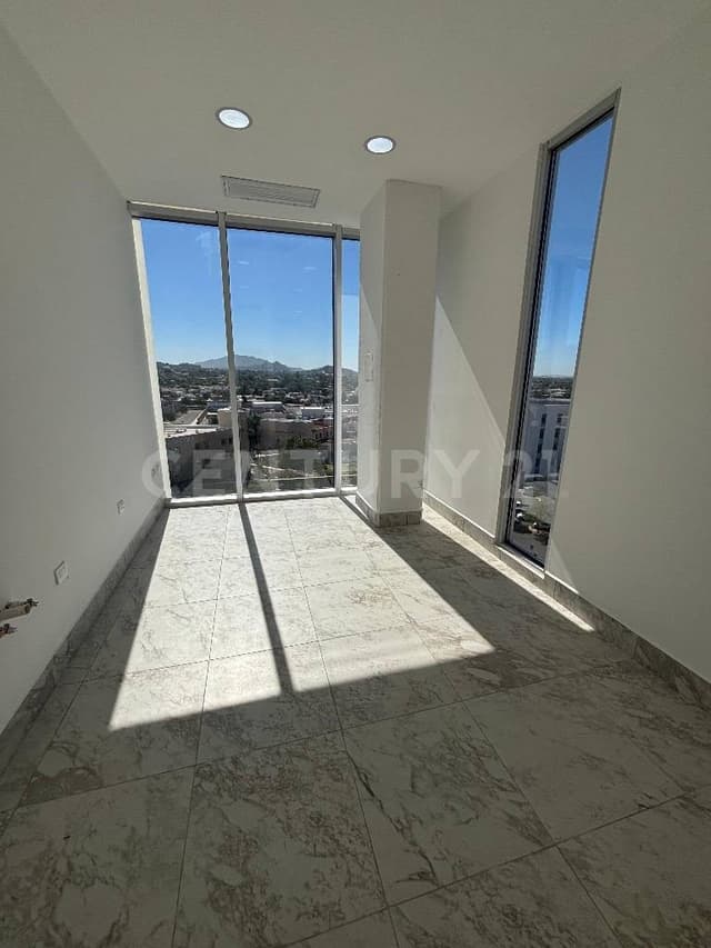 Consultorio Médico en torre celtara