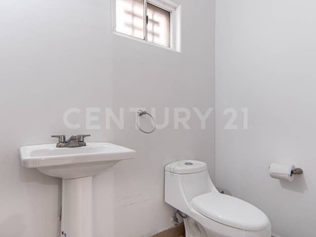 CASA EN VENTA EN RESIDENCIAL LOS ANGELES MEXICALI B.C.