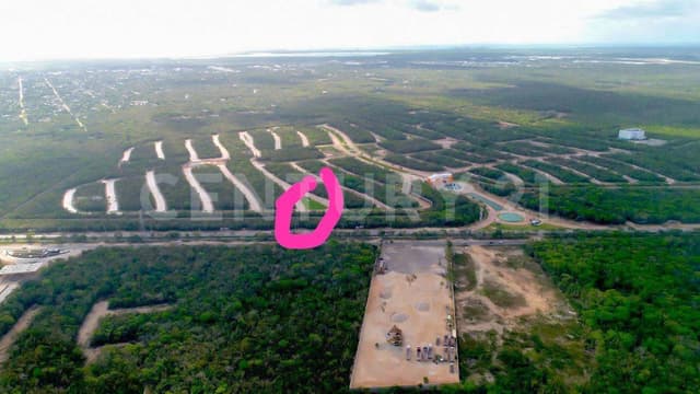 TERRENO EN VENTA EN AV. HUAYACAN, AFUERA DE VIA CUMBRES