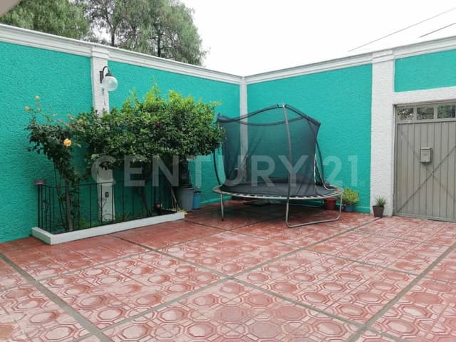 Casa en venta en Col. Lomas de la Estancia, Alcaldía Iztapalapa, CDMX.