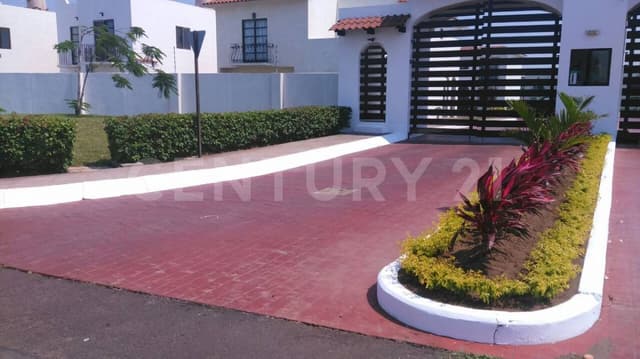 CASA 3 RECAMARAS EN PRIVADA DE TABACHINES , VERACRUZ