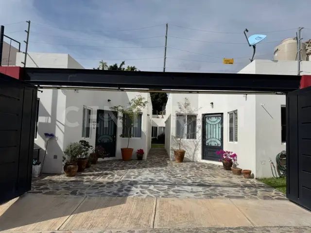 Casita 14-C Renta mensual: $14,500