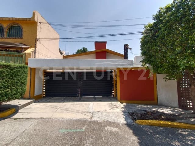 Casa en Renta en Lomas Del Huizachal, Naucalpan, Edo. Méx