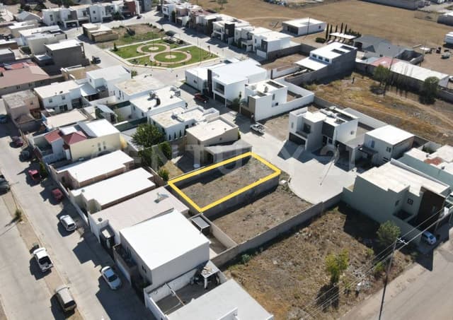 SE VENDE TERRENO EN FRACC. VILLAS DE ESPAÑA II