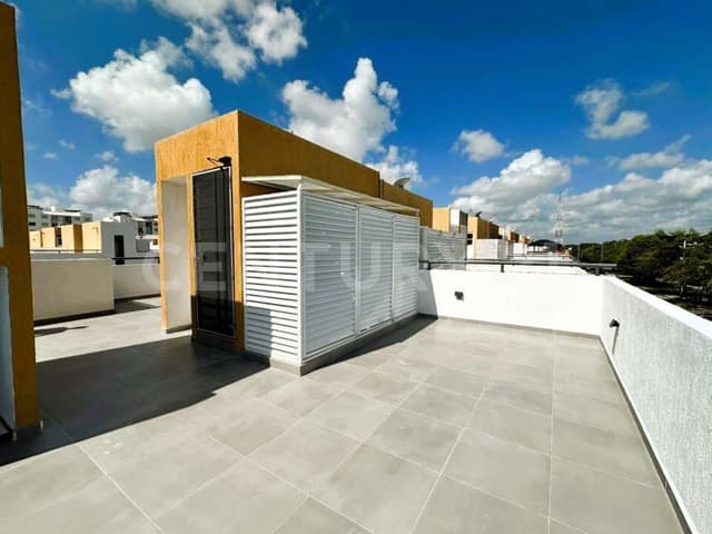 CASA AMBLADA Y EQUIPADA EN YIKAL CANCUN